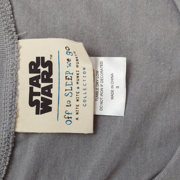 Star Wars Matching Family Pajamas Set Mom daughter - Picture 2 of 3